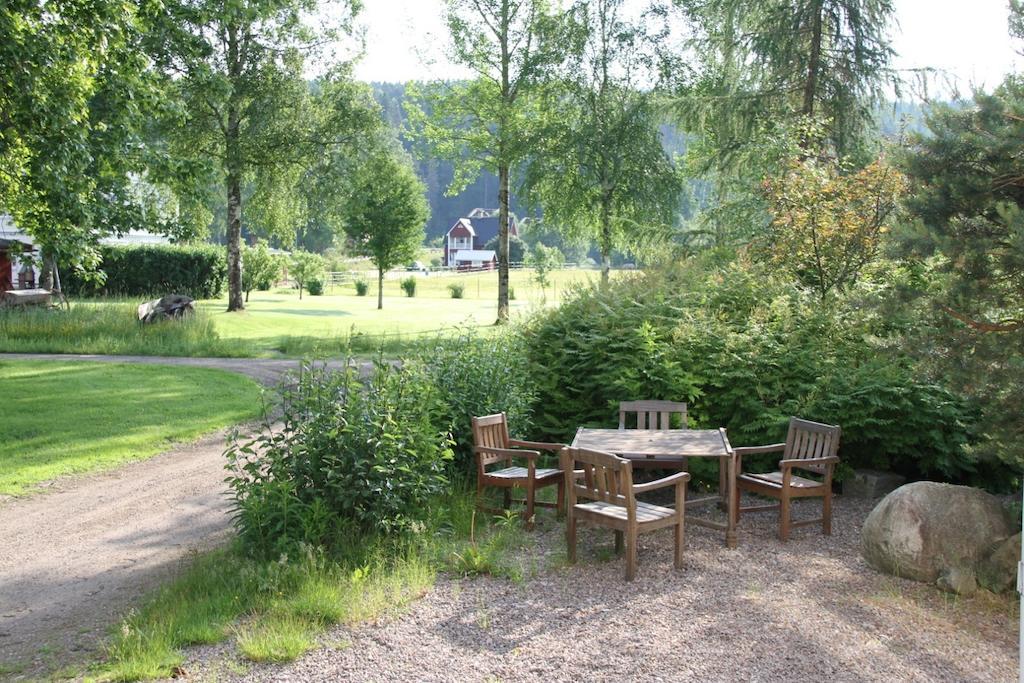 Apartamento Rosa Huset Osebol Stöllet Exterior foto